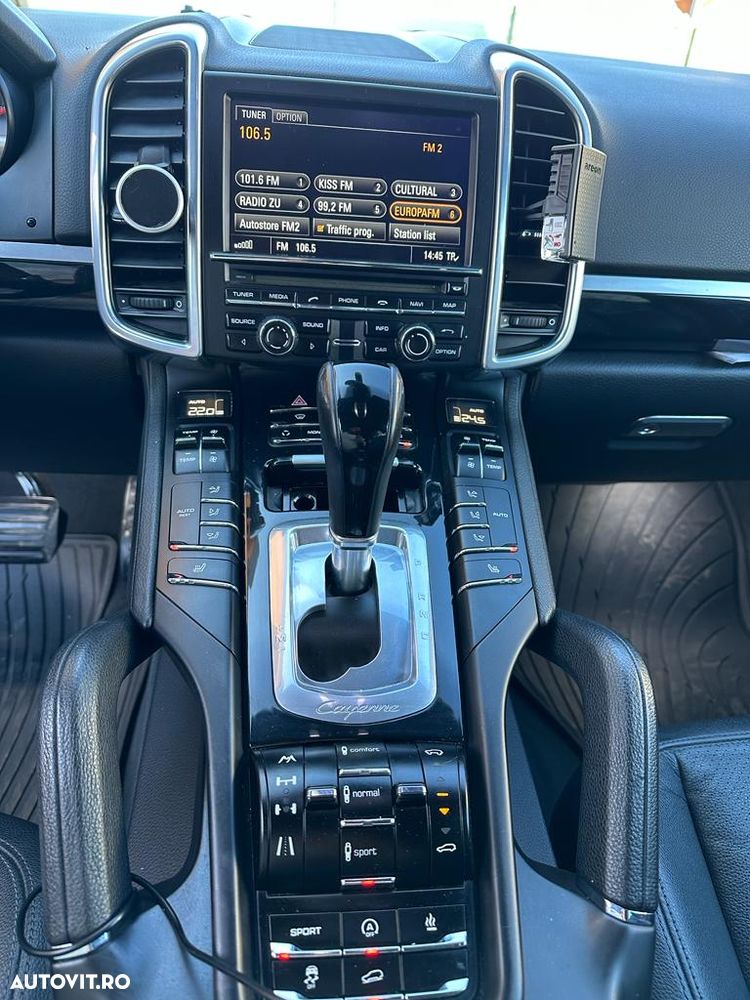 Porsche Cayenne Platinum Edition - 21