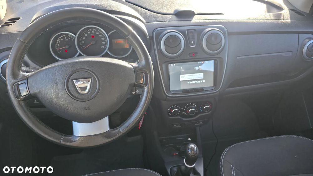 Dacia Lodgy - 23