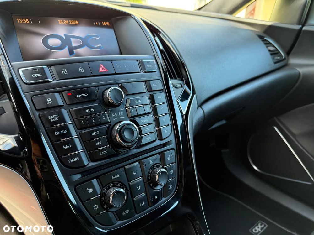 Opel Astra IV GTC OPC - 31