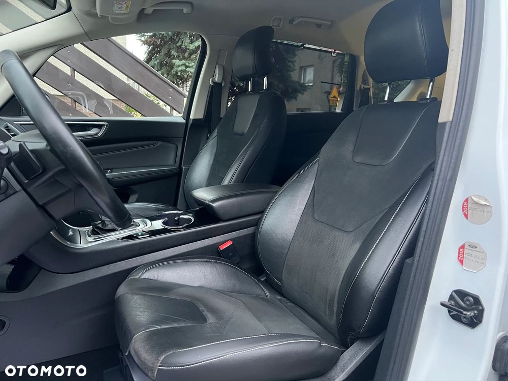 Ford S-Max ver-2-0-tdci-4wd-titanium-powershift - 11