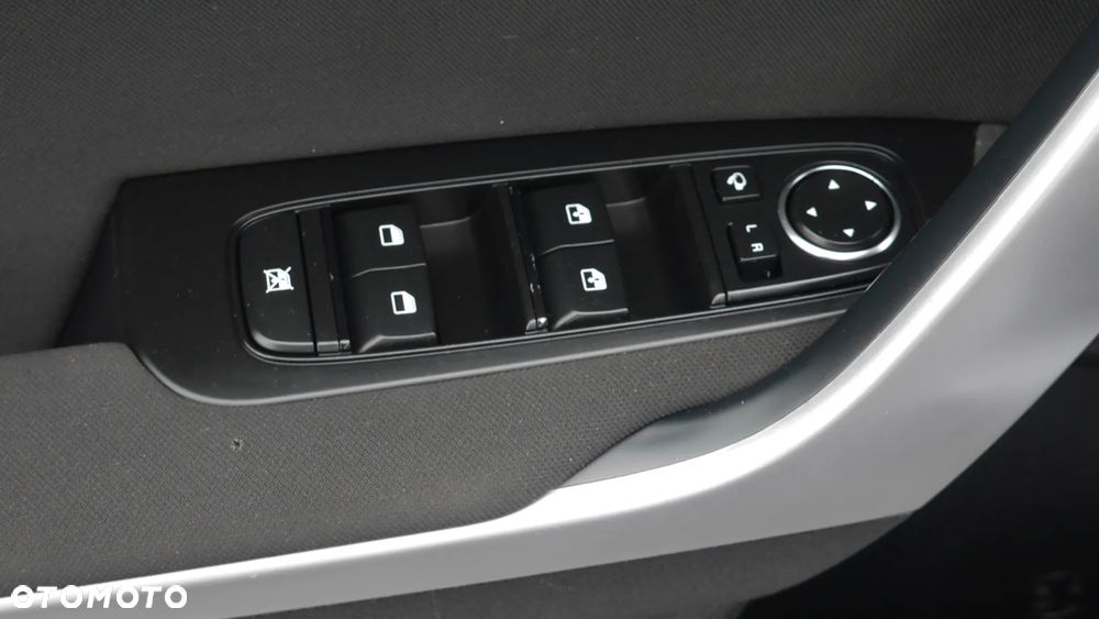 Kia Ceed 1.6 CRDi Platinum Edition - 25