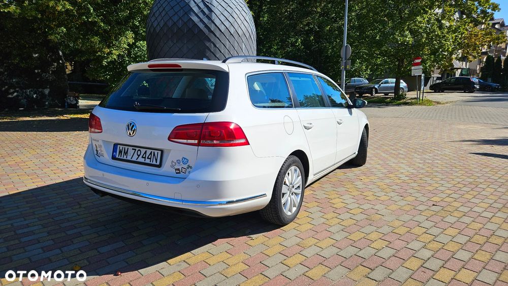 Volkswagen Passat - 2