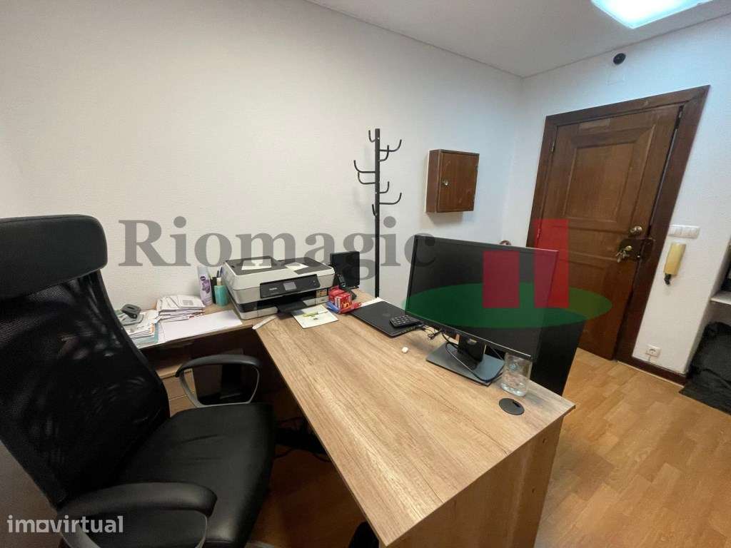 Escritório Vista Rio e Ponte 25 Abril - Alcantâra / Lisboa - Grande imagem: 5/15