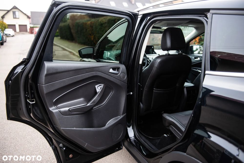 Ford Kuga 2.0 TDCi 4x4 Titanium - 22