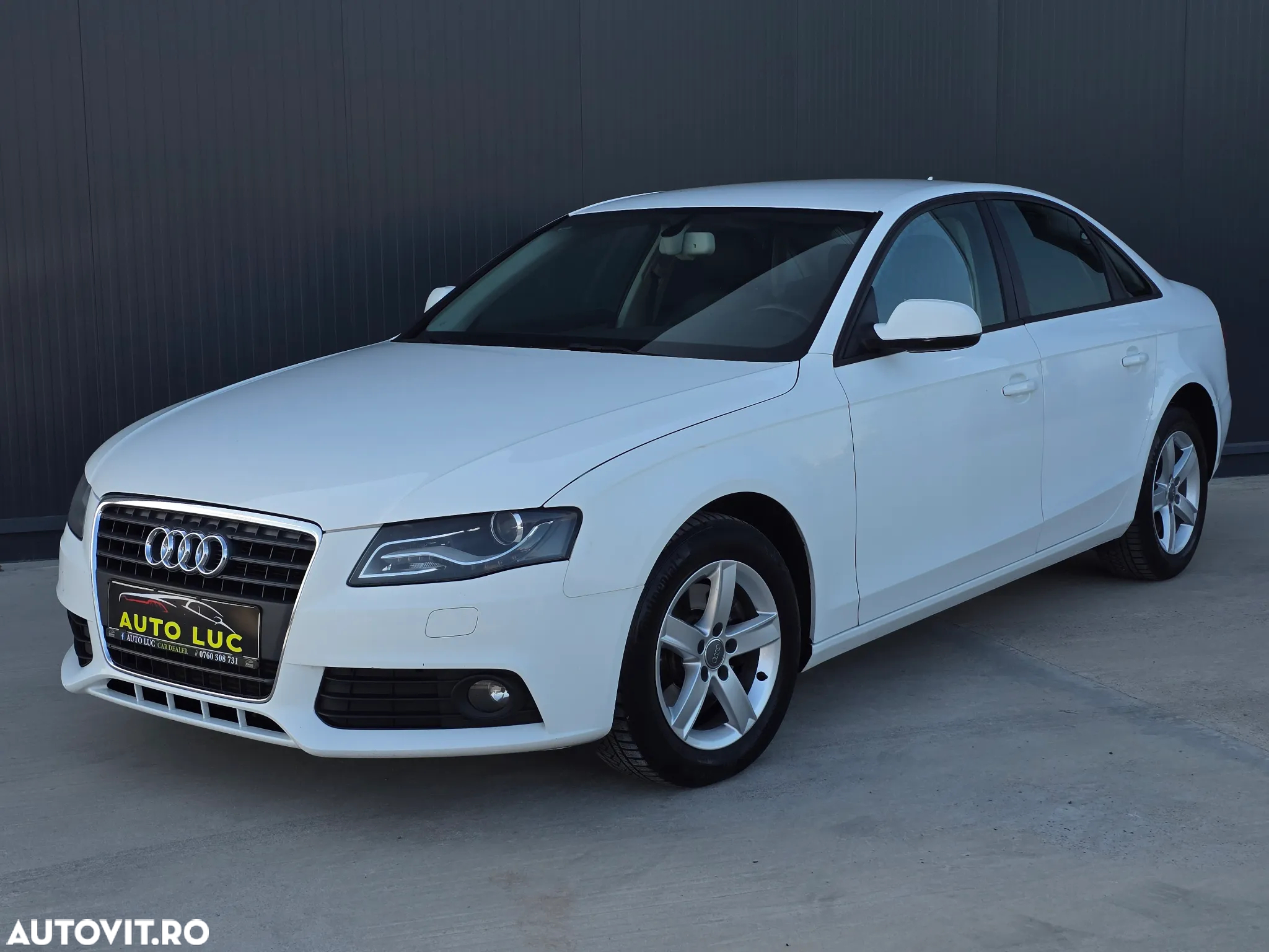 Audi A4 2.0 TDI Multitronic Avant - 13