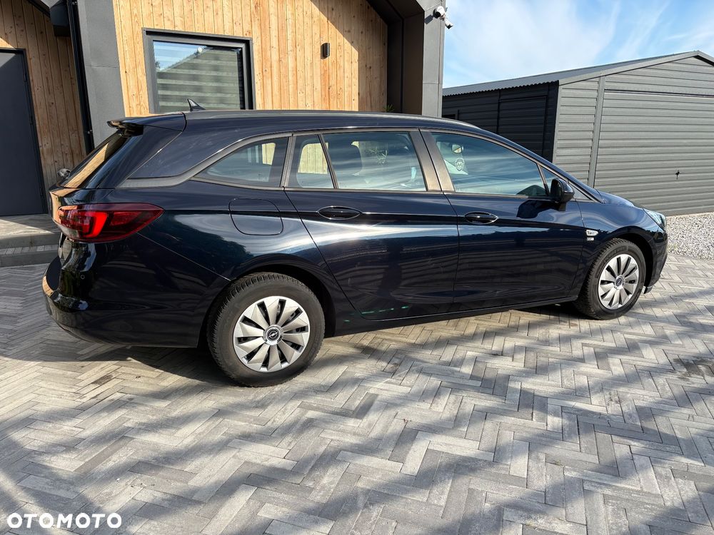 Opel Astra 1.6 CDTI Sport - 4