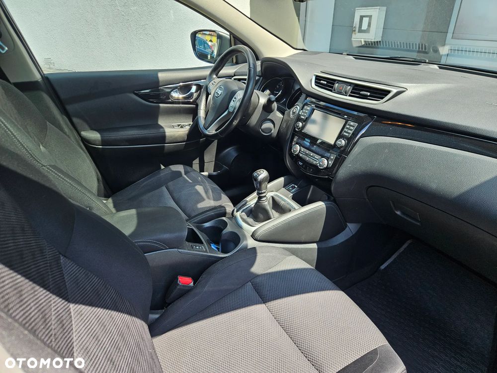 Nissan Qashqai 1.2 DIG-T Tekna EU6 - 14