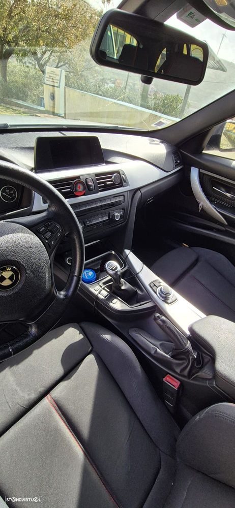 BMW 320 d EfficientDynamics Line Sport - 9