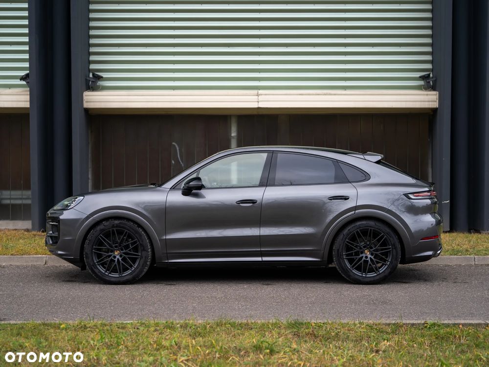 Porsche Cayenne - 2