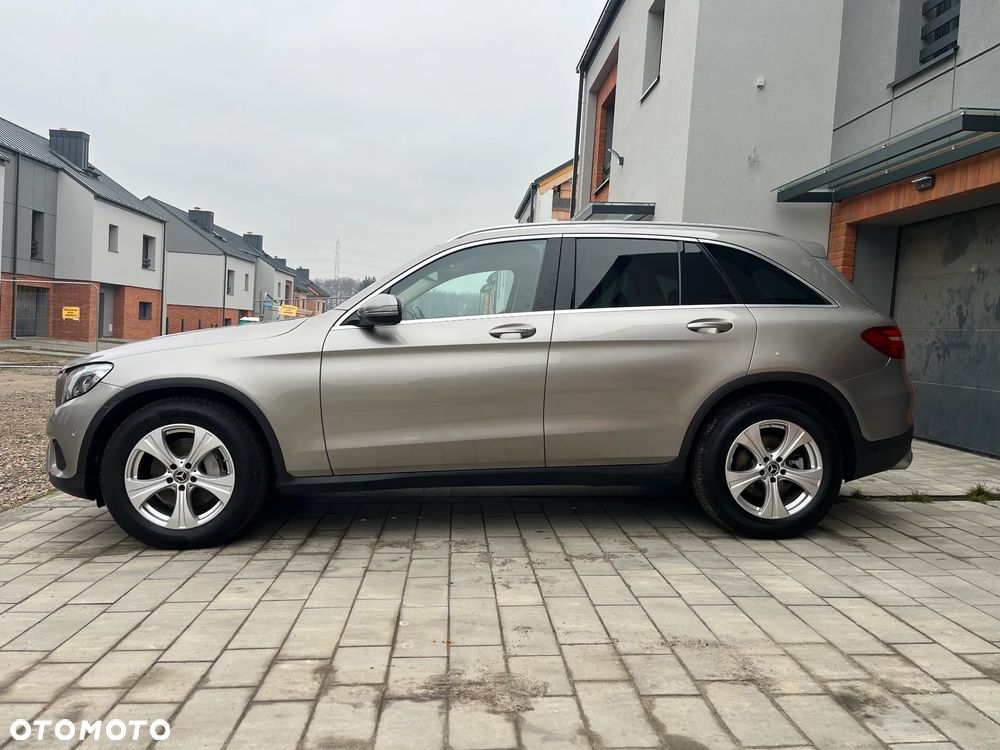 Mercedes-Benz GLC 250 4Matic 9G-TRONIC - 2