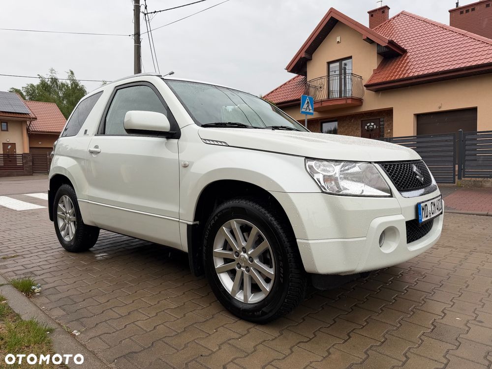 Suzuki Grand Vitara 1.6 Black&White - 13