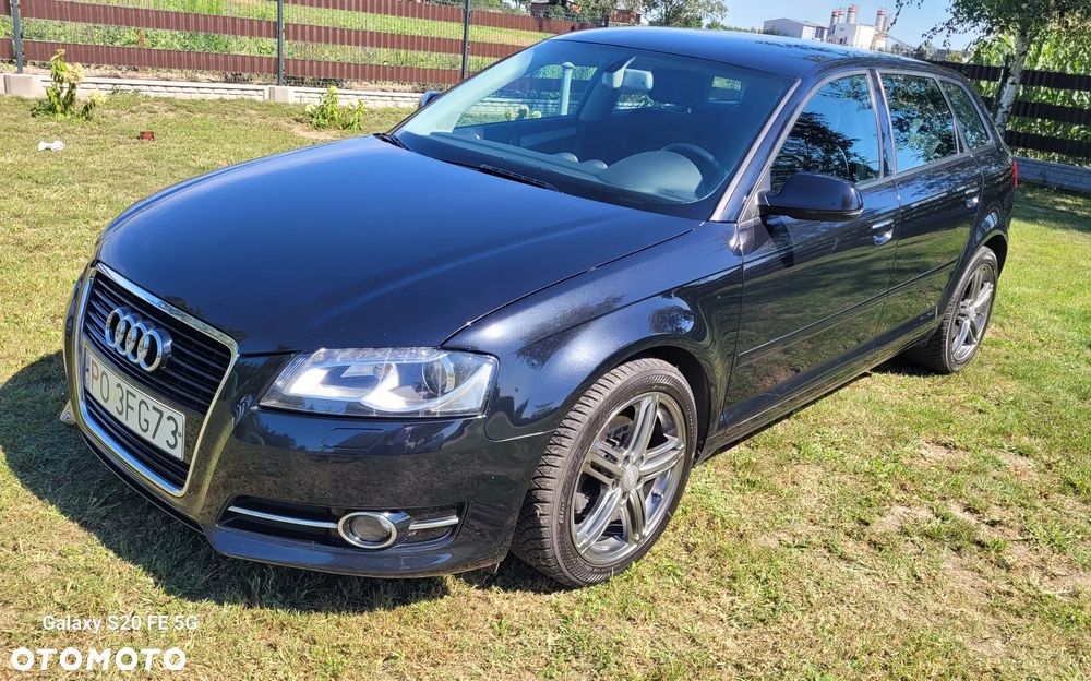 Audi A3 Sportback 2.0 TDI DPF Ambiente - 2