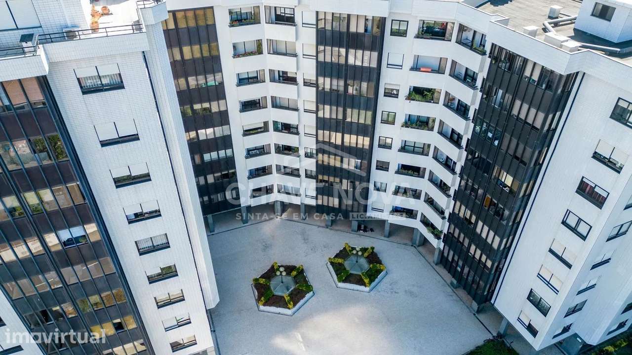 LA Apartamento T5 Para Venda no Centro de Vila Nova de Gaia - Grande imagem: 2/26