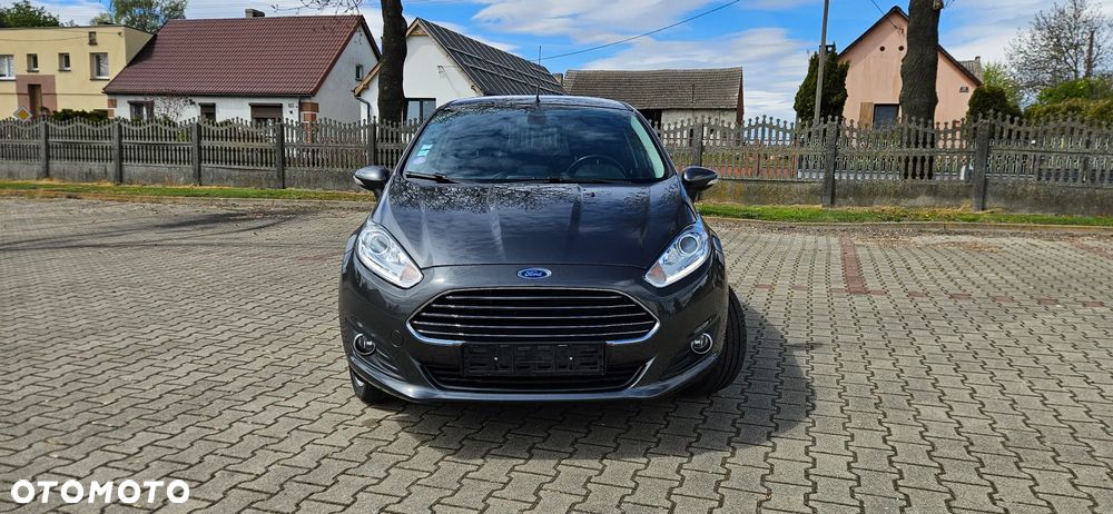 Ford Fiesta 1.0 EcoBoost S&S TITANIUM - 19