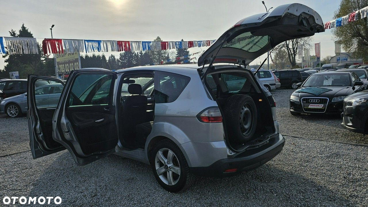 Ford S-Max - 23