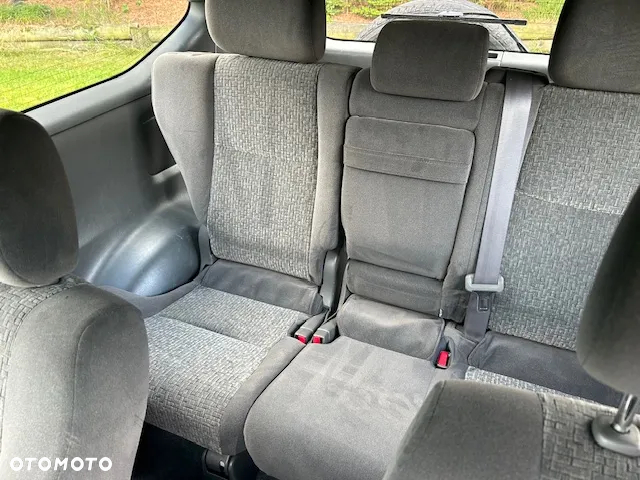 Toyota Land Cruiser 3.0 D-4D - 16