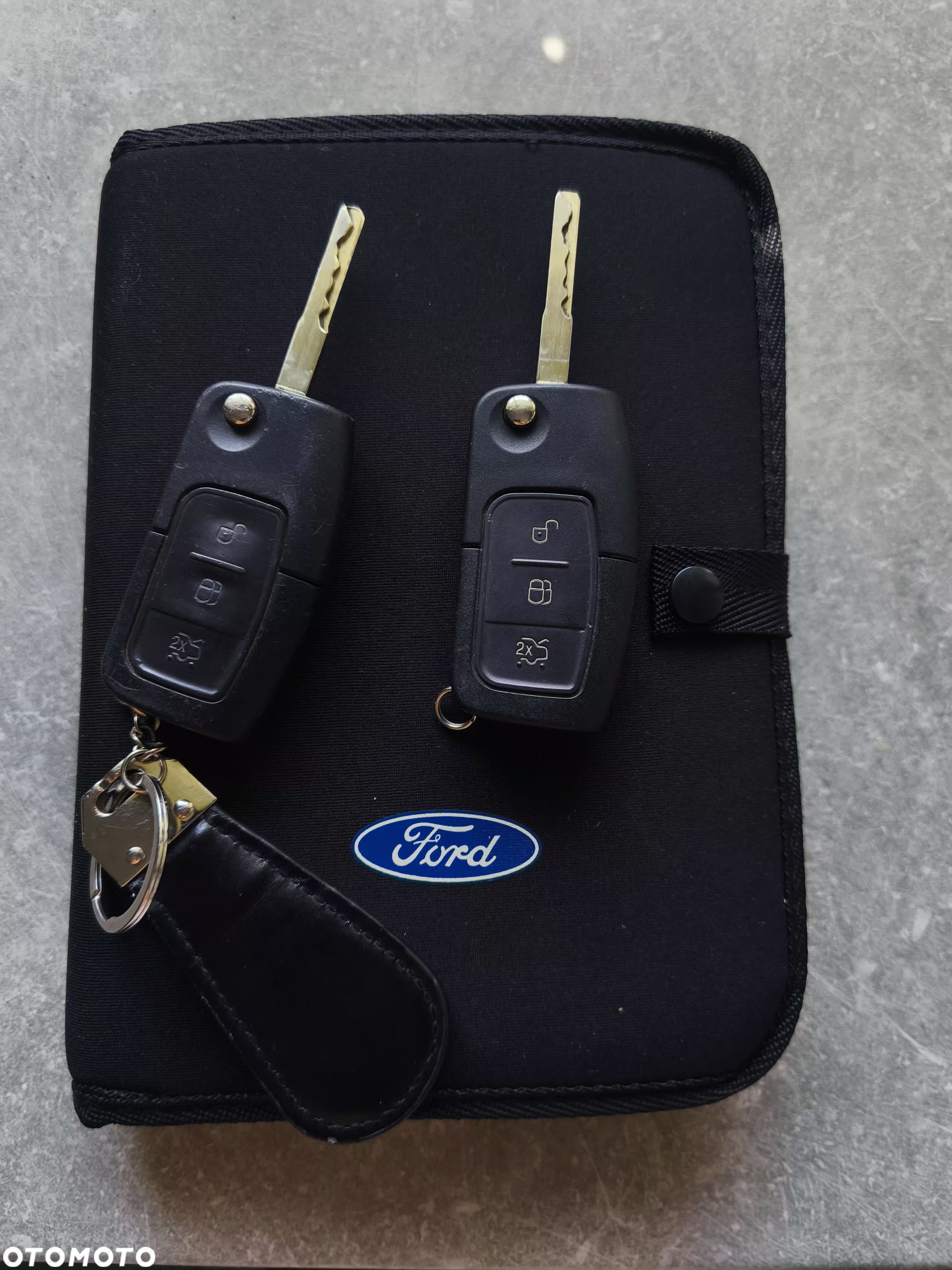 Ford Fiesta - 24