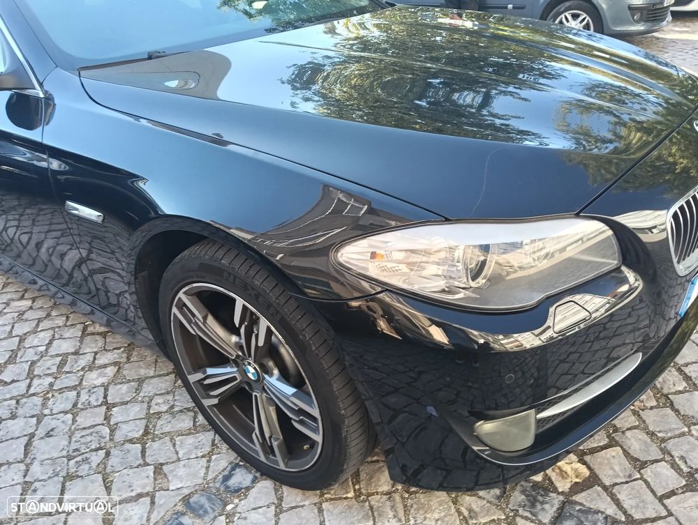BMW 520 d Exclusive Auto 129g - 18