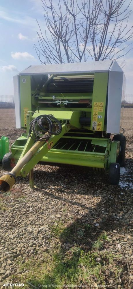 Claas Rolland 250 - 7