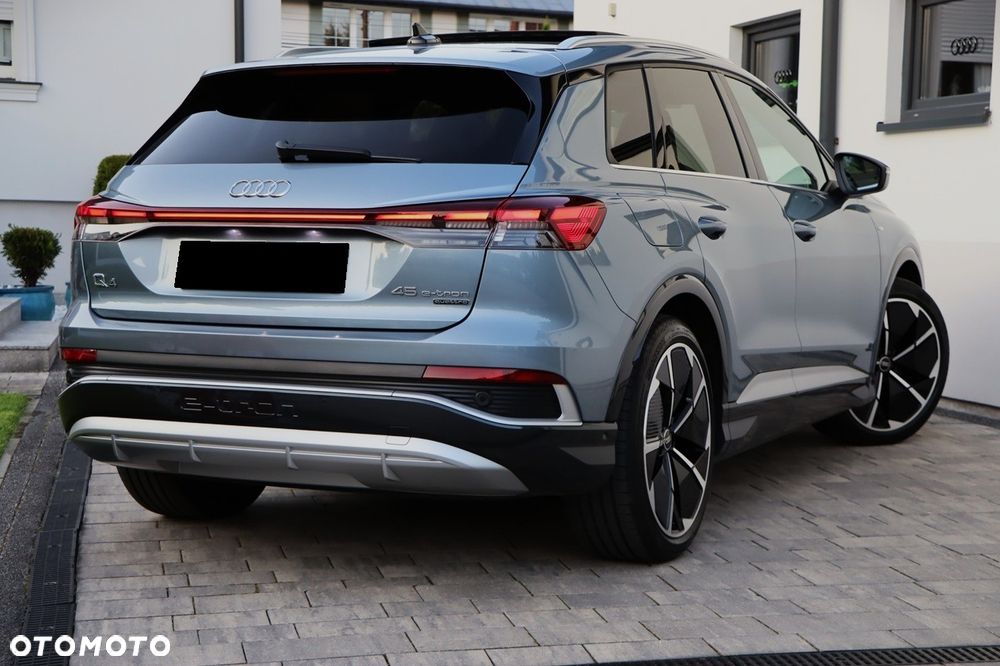 Audi Q4 e-tron - 9