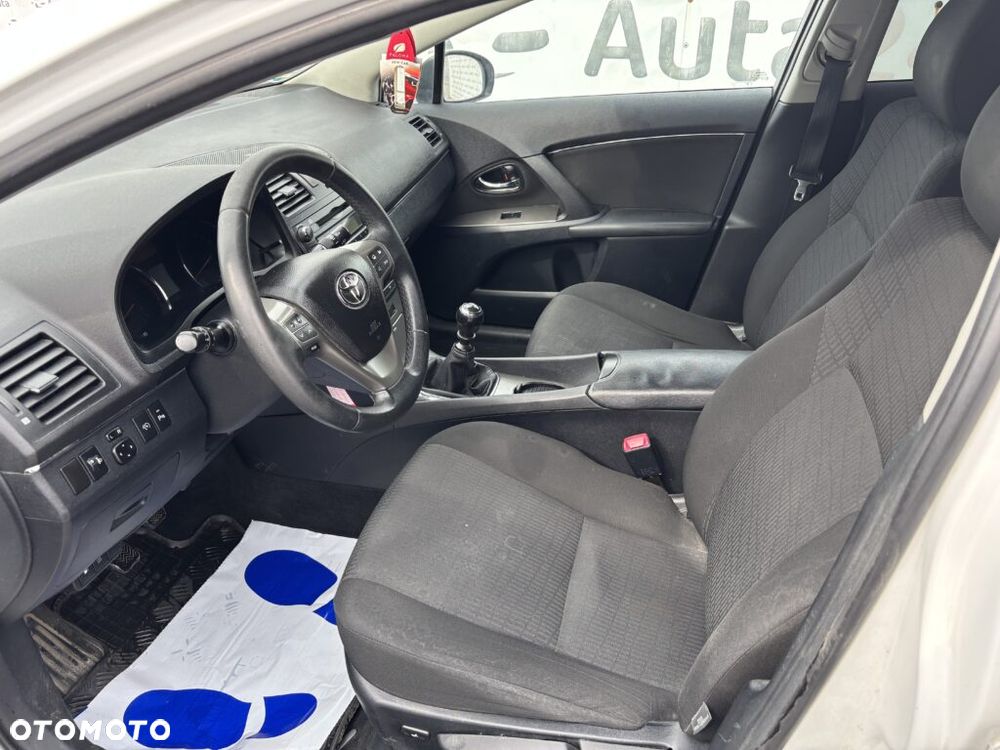 Toyota Avensis 2.0 D-4D Sol - 12