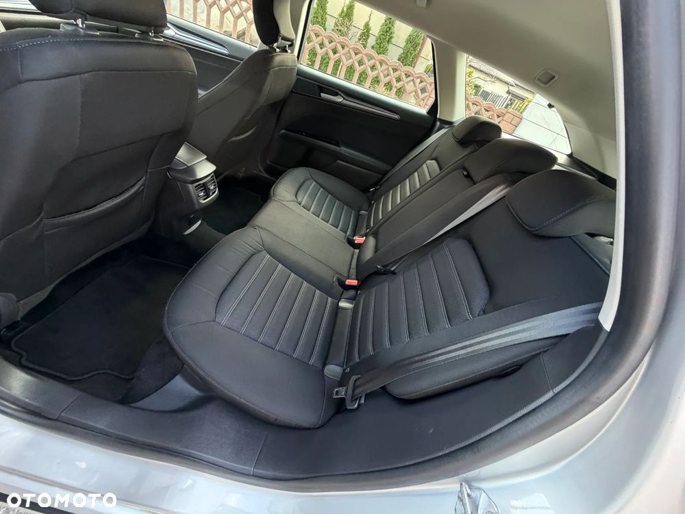 Ford Mondeo SW 2.0 EcoBlue Titanium - 32