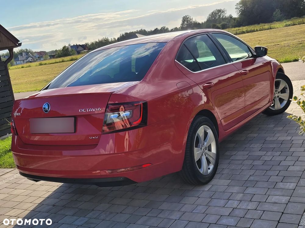 Skoda Octavia 2.0 TDI SCR 4x4 Style DSG - 4