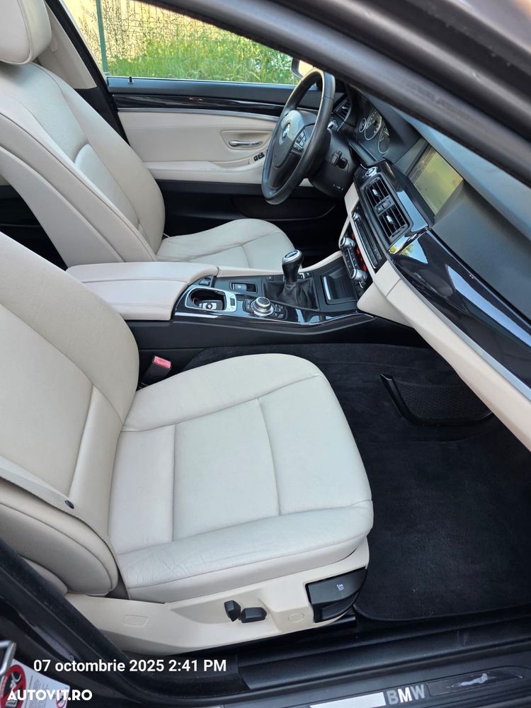 BMW Seria 5 520d - 13