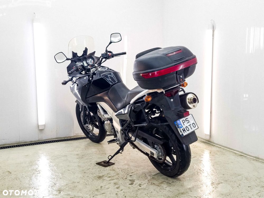 Suzuki DL - 7