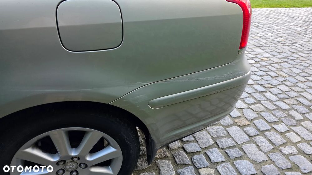 Toyota Avensis 1.8 VVT-i Sol - 8