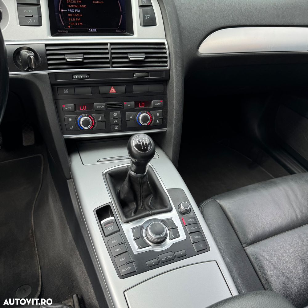 Audi A6 2.0 TDI DPF Avant - 13