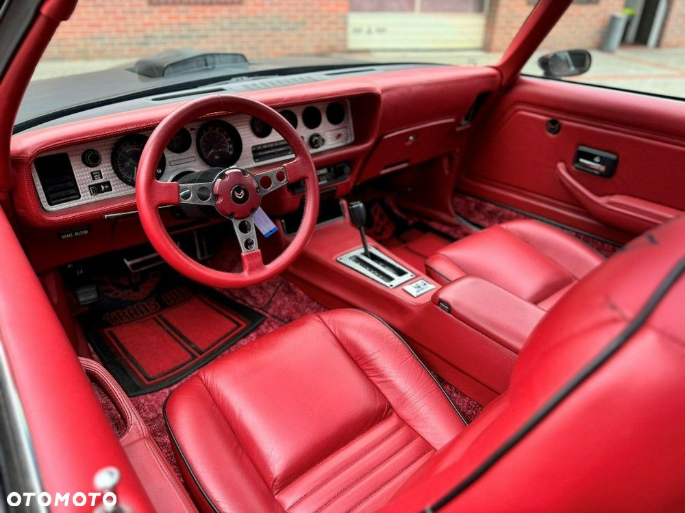 Pontiac Trans Am - 10