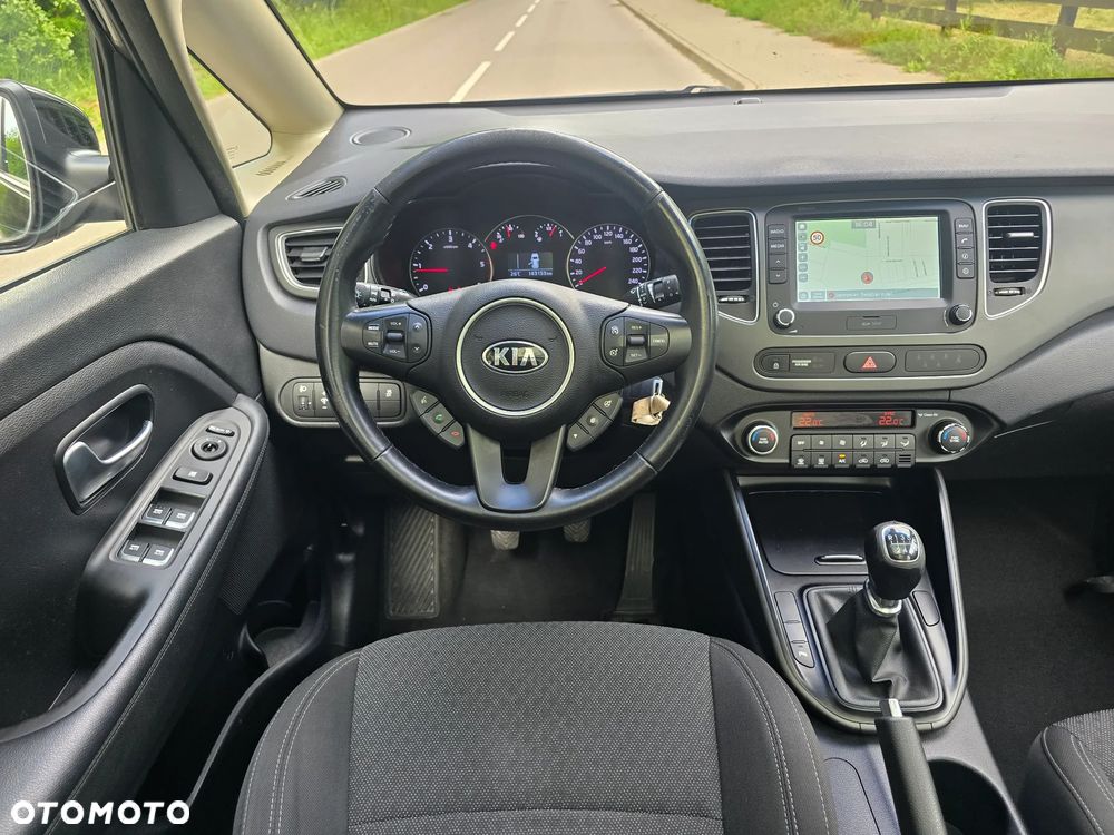 Kia Carens 1.7 CRDi L 7os - 5