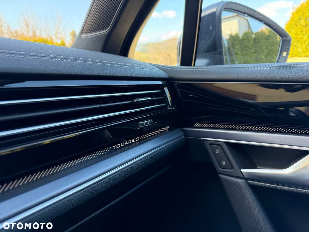 Volkswagen Touareg 3.0 V6 TDI 4Motion R-Line - 31