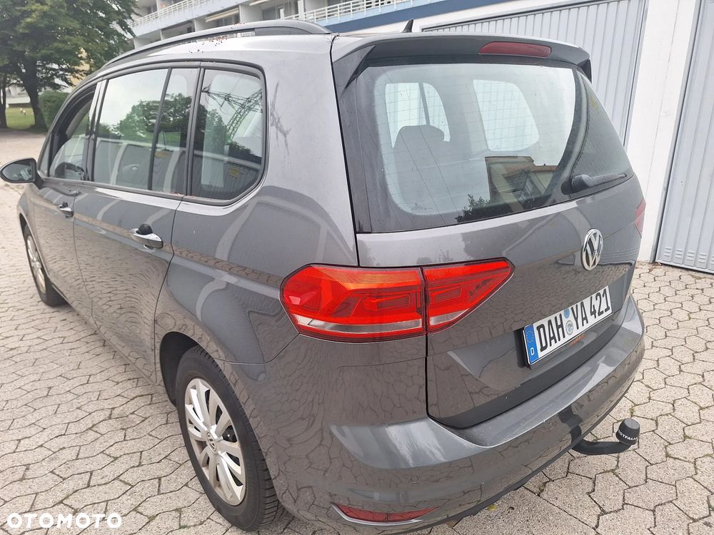 Volkswagen Touran 2.0 TDI DPF BlueMotion Technology Comfortline - 22