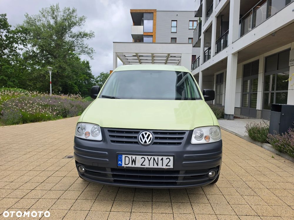 Volkswagen Caddy 1.6 Life Colour Concept - 2