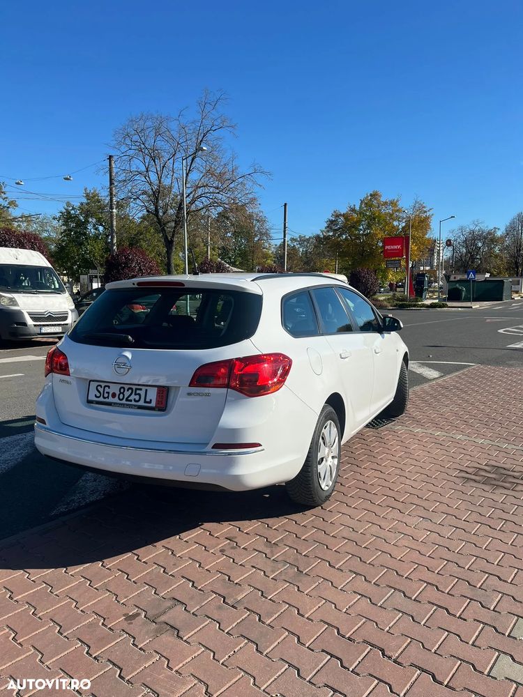 Opel Astra 1.6 CDTI DPF ecoFLEX Sports TourerStart/Stop Edition - 4