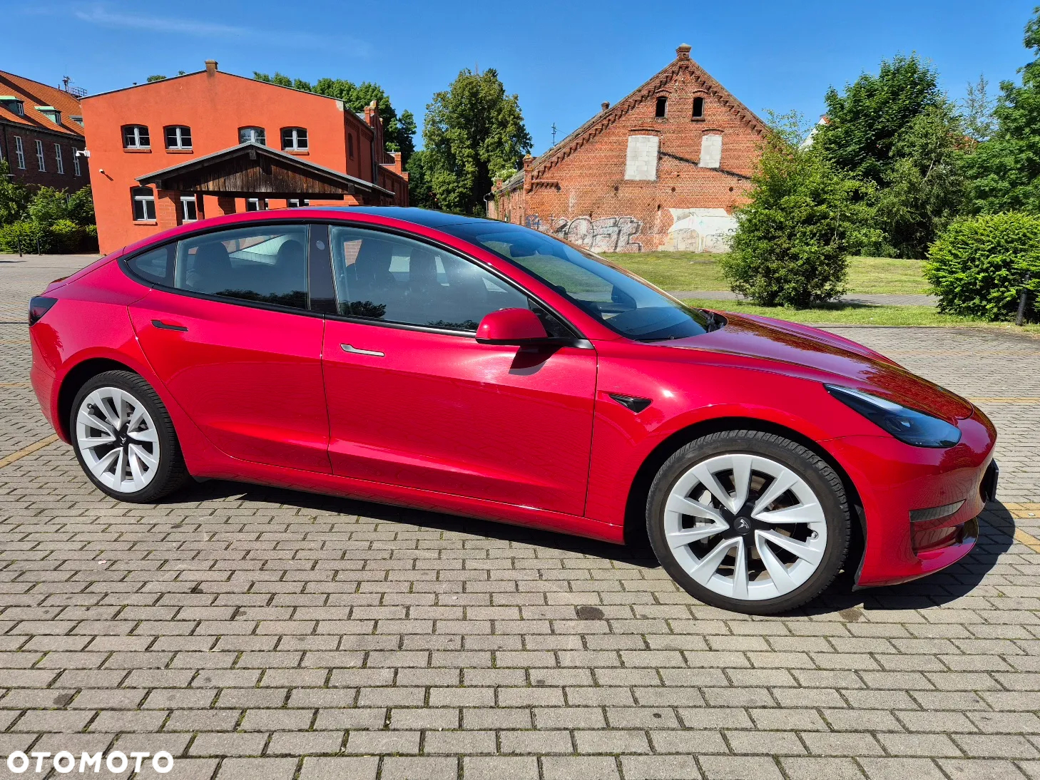 Tesla Model 3 Langstreckenbatterie Allradantrieb Dual Motor - 6