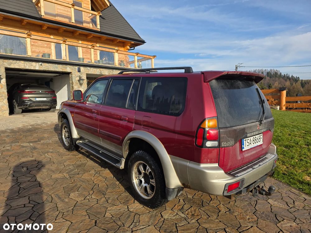 Mitsubishi Pajero - 6
