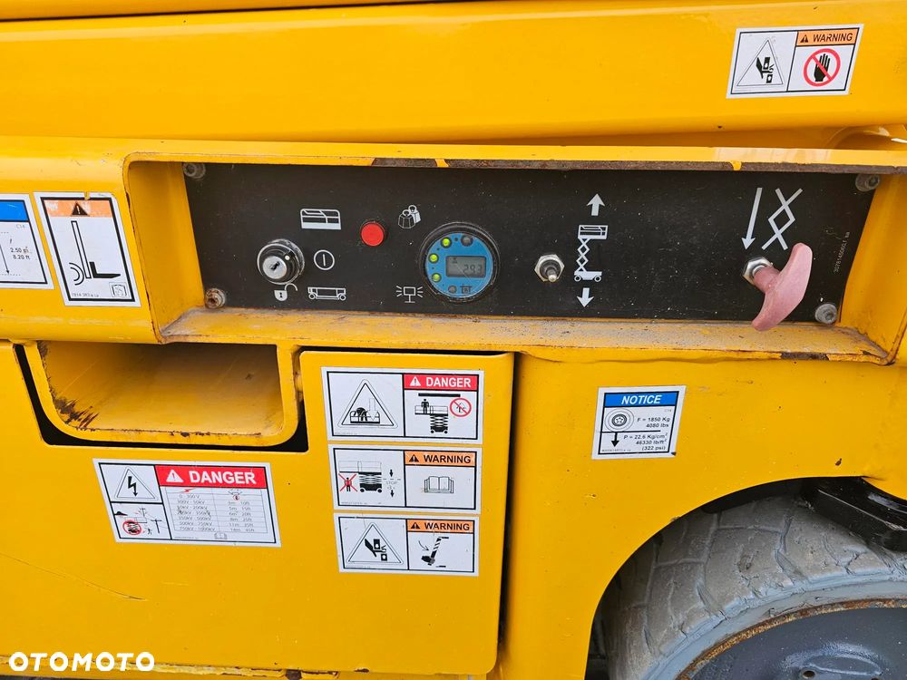 Haulotte Compact14 - 9