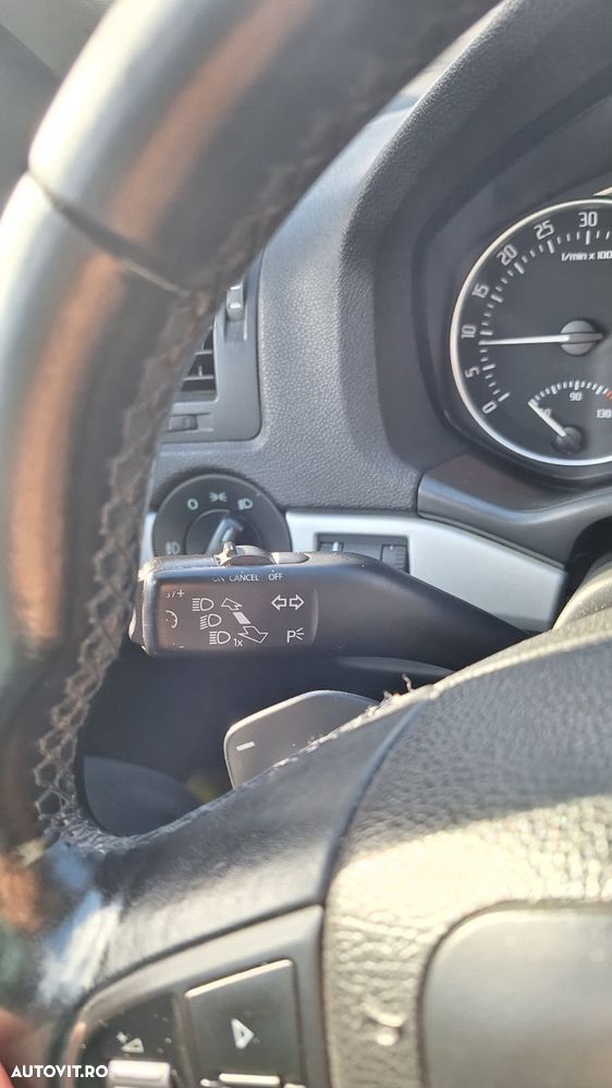 Skoda Octavia 1.6 TDI DPF DSG Ambiente - 15