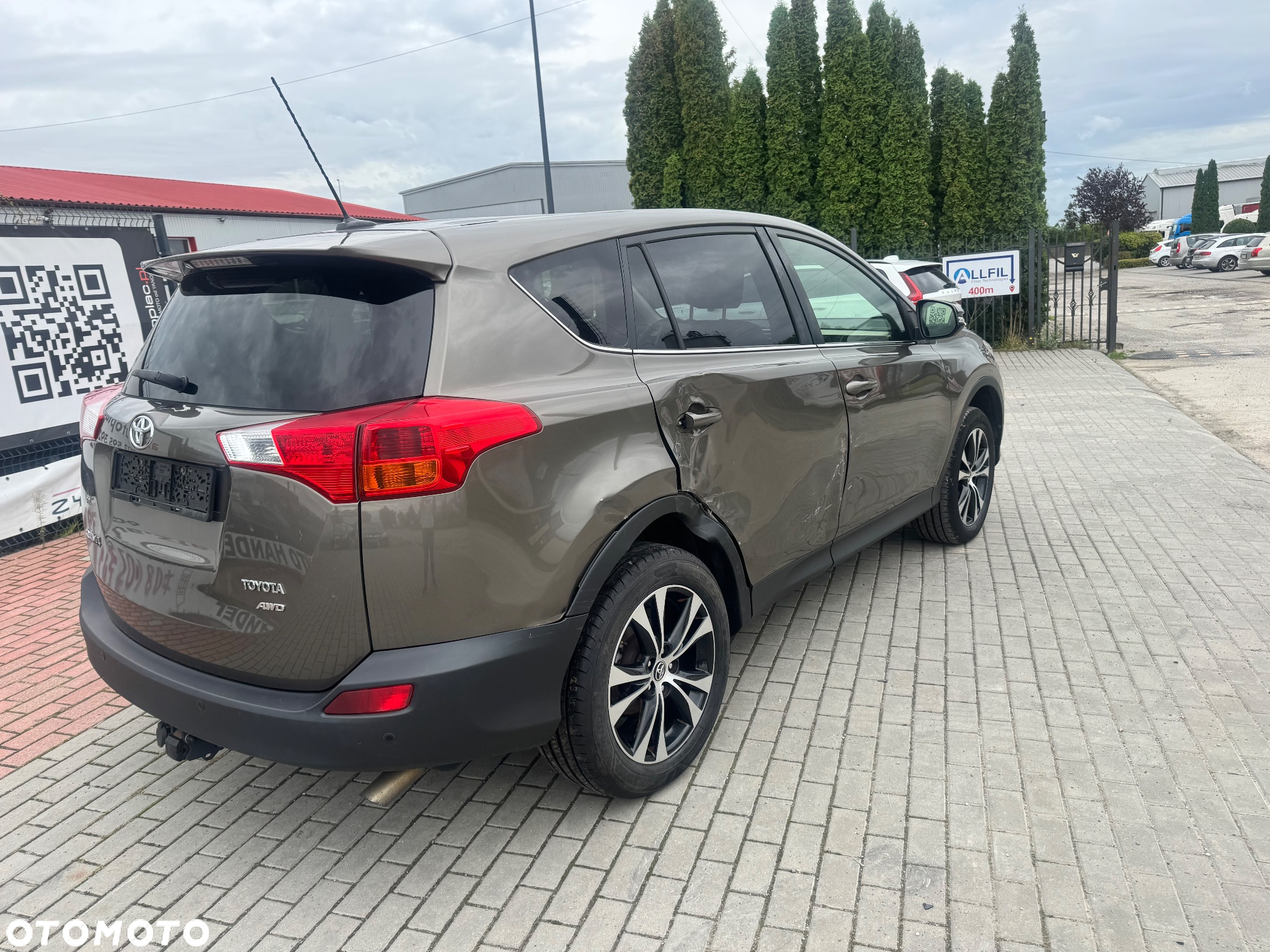 Toyota RAV4 - 4