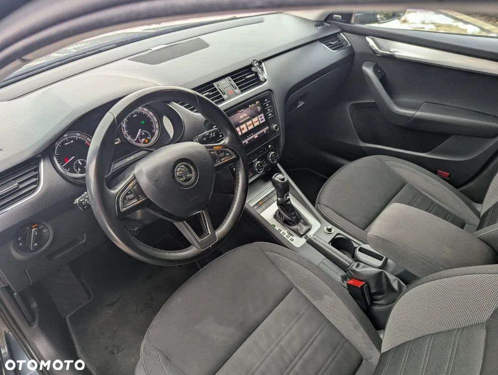 Skoda Octavia 1.8 TSI Drive DSG - 8