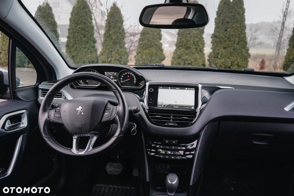 Peugeot 2008 PureTech 110 GPF Stop&Start EAT6 Allure - 18