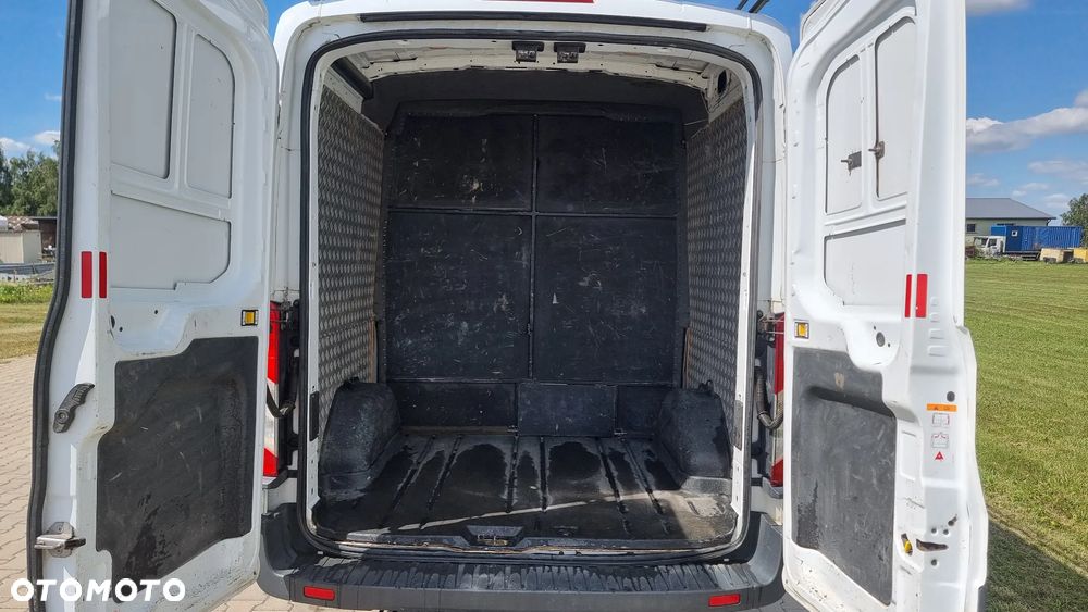 Ford Transit - 9