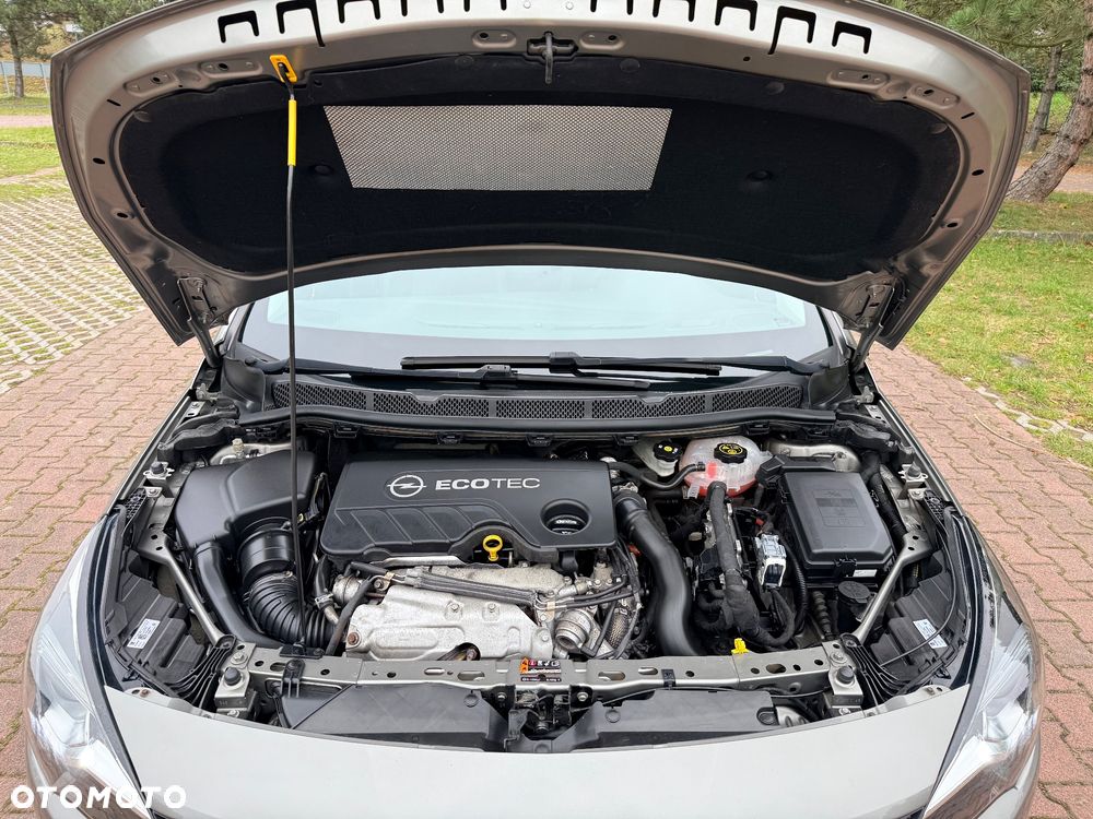 Opel Astra 1.6 BiTurbo D (CDTI) Start/Stop Innovation - 33