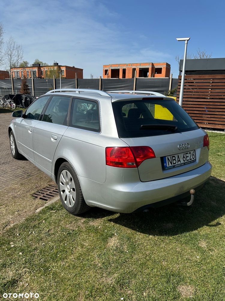 Audi A4 Avant 2.0 TDI DPF quattro - 6