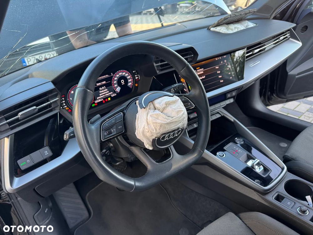 Audi A3 Sportback 2.0 TDI S tronic S line Sportpaket - 2