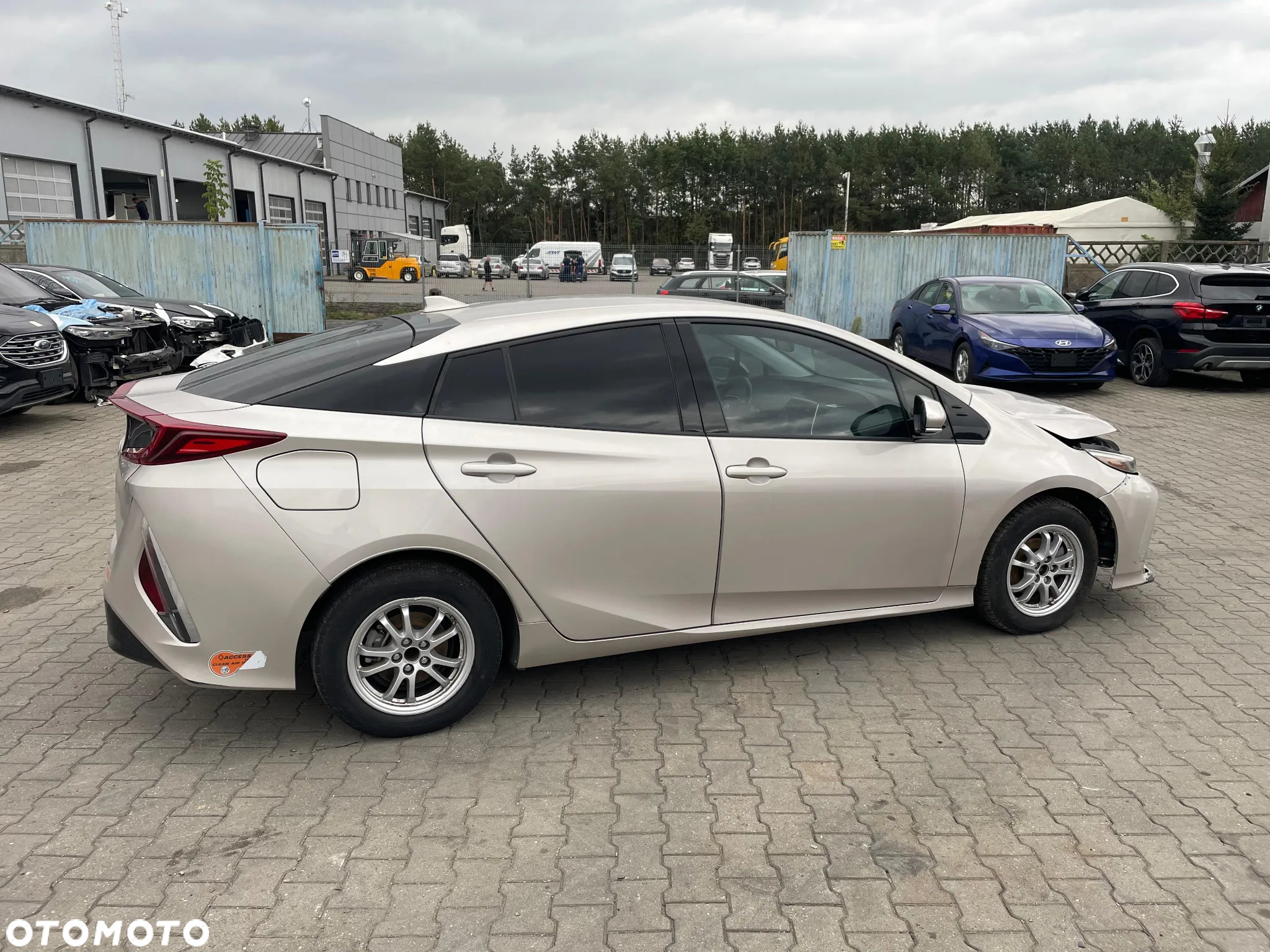 Toyota Prius Plug-in 1.8 Hybrid Executive - 6