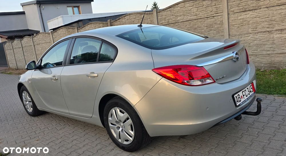 Opel Insignia - 10